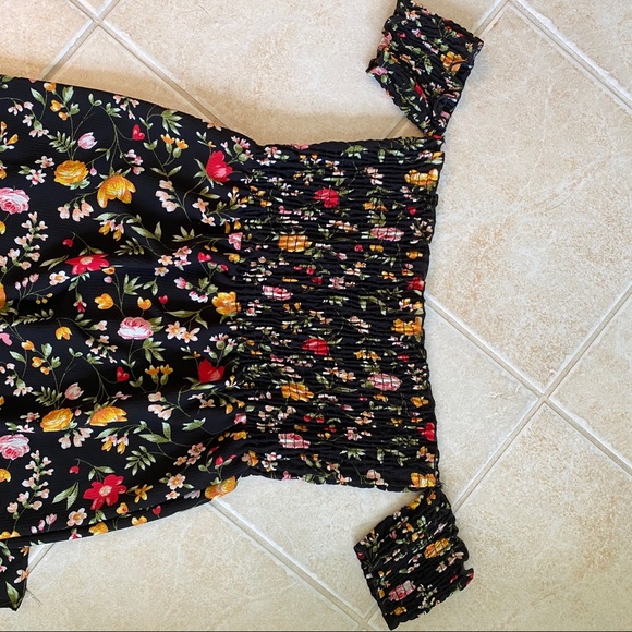 Off shoulder floral long dress - Picture 4 of 4